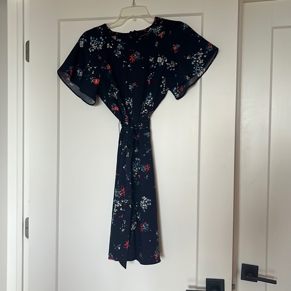 3 for $10 - banana republic summer dress - Picture 1 of 2